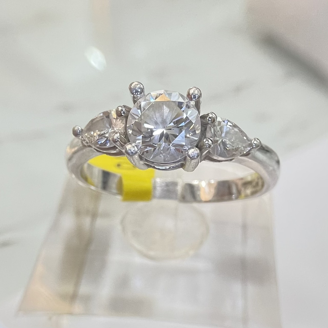 久原當舖,鑽石流當出清PT950 主鑽約50分3